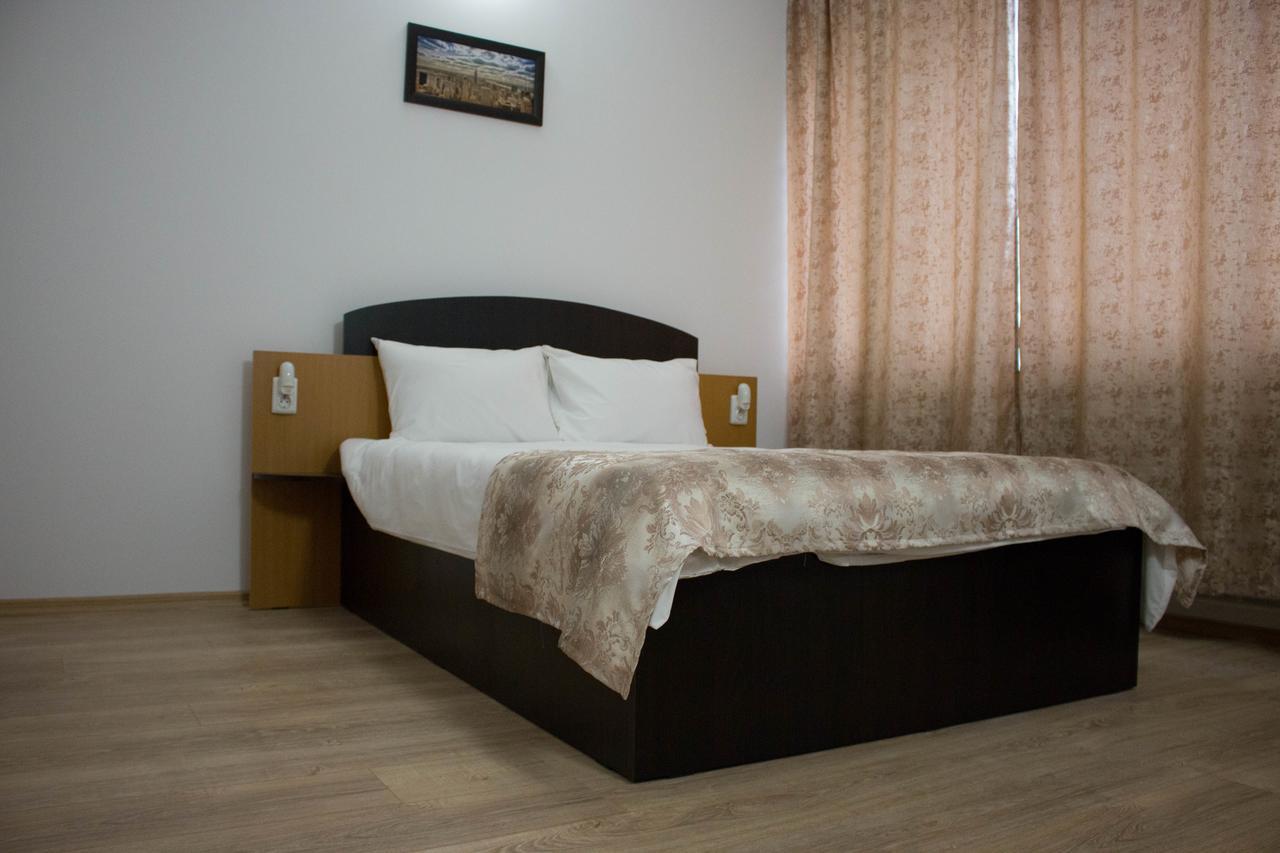 Rent Room N&S ยาช ภายนอก รูปภาพ