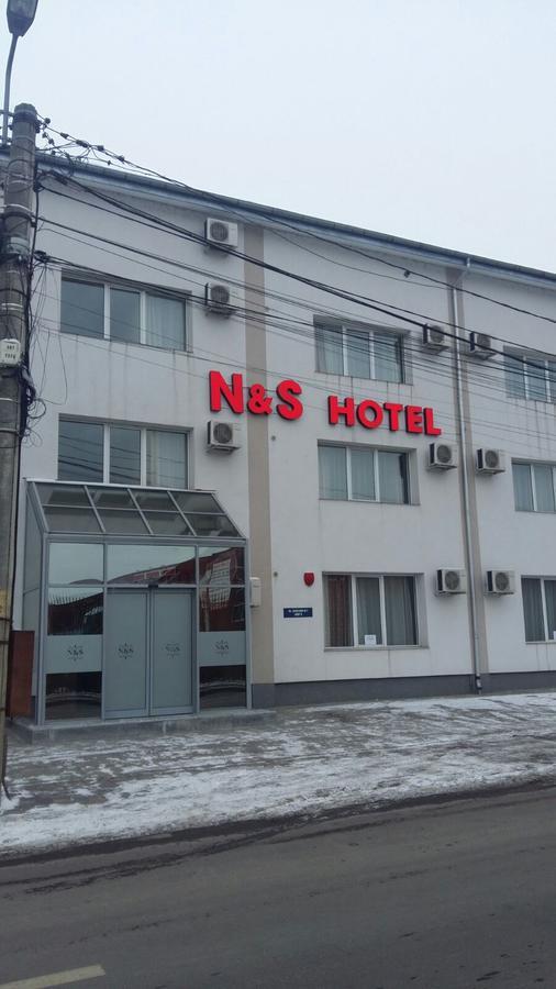 Rent Room N&S ยาช ภายนอก รูปภาพ